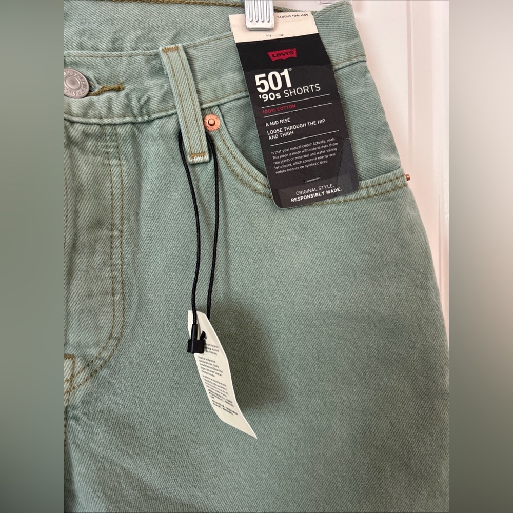 Levis Premium 501 90’s Cutoff Button-fly Shorts Women’s 25 Sage Green NWT - Picture 3 of 10